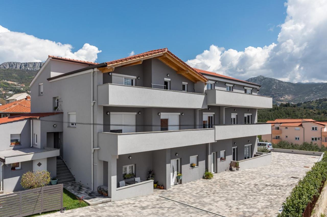 Apartments Villa Salona Sky Екстериор снимка