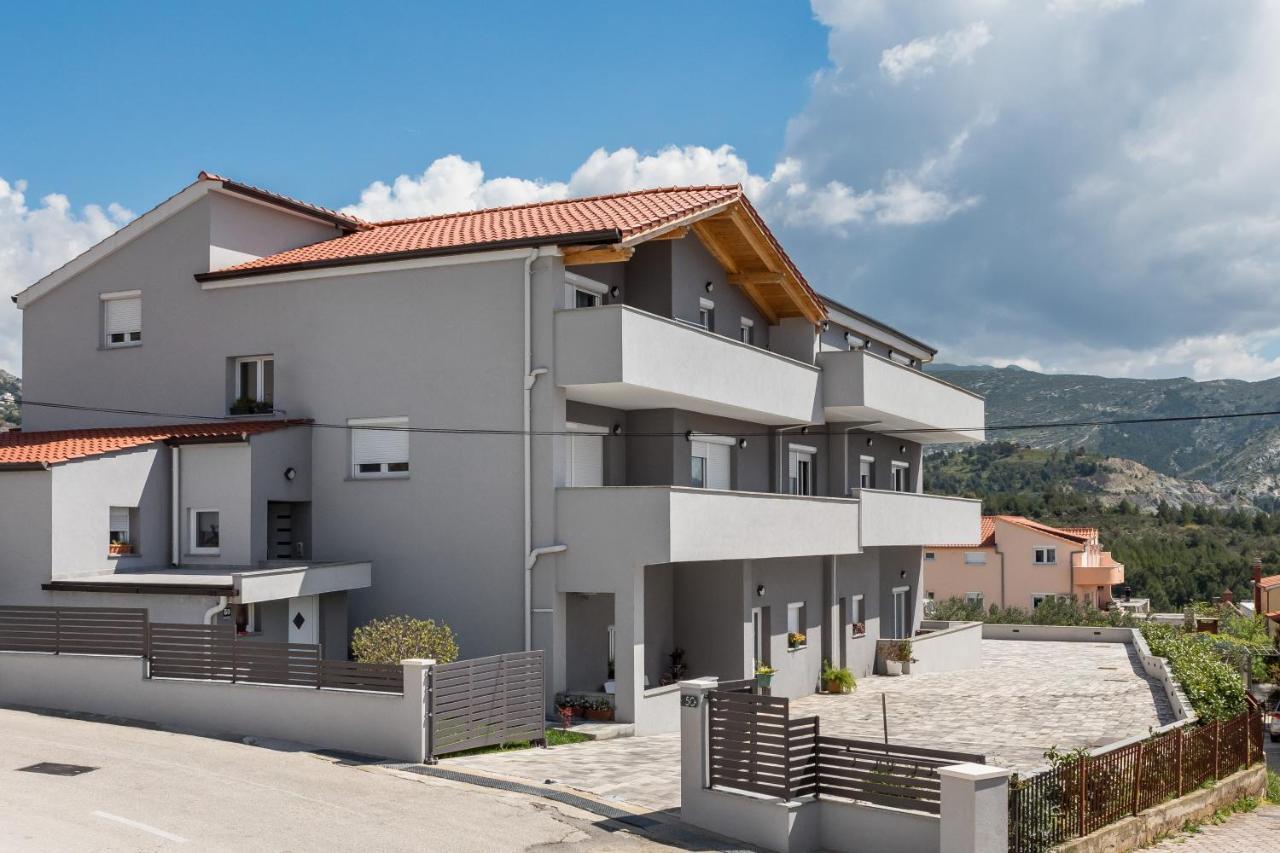 Apartments Villa Salona Sky Екстериор снимка