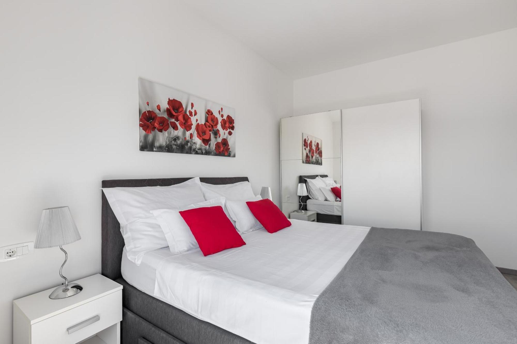 Apartments Villa Salona Sky Стая снимка
