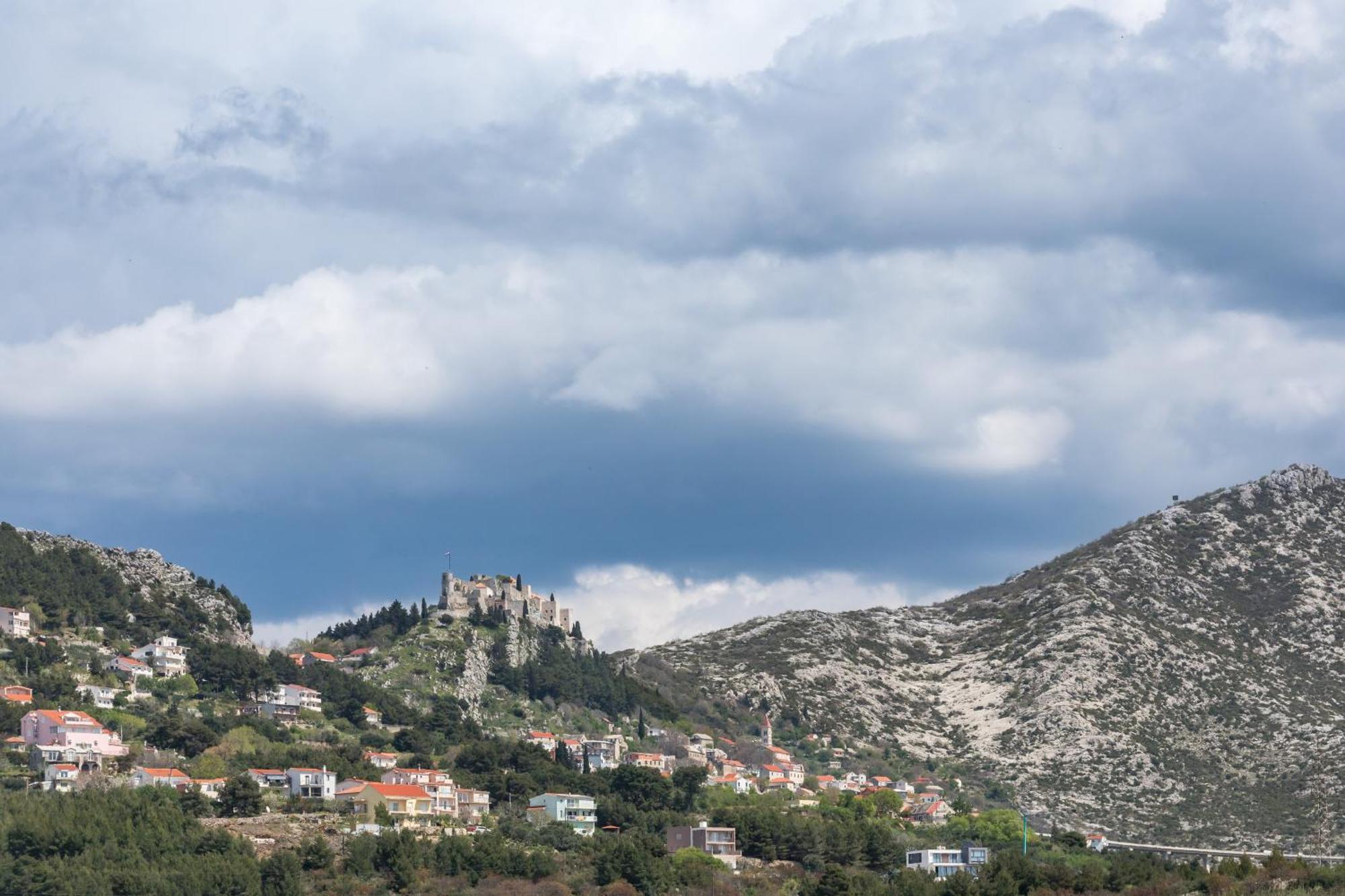 Apartments Villa Salona Sky Стая снимка