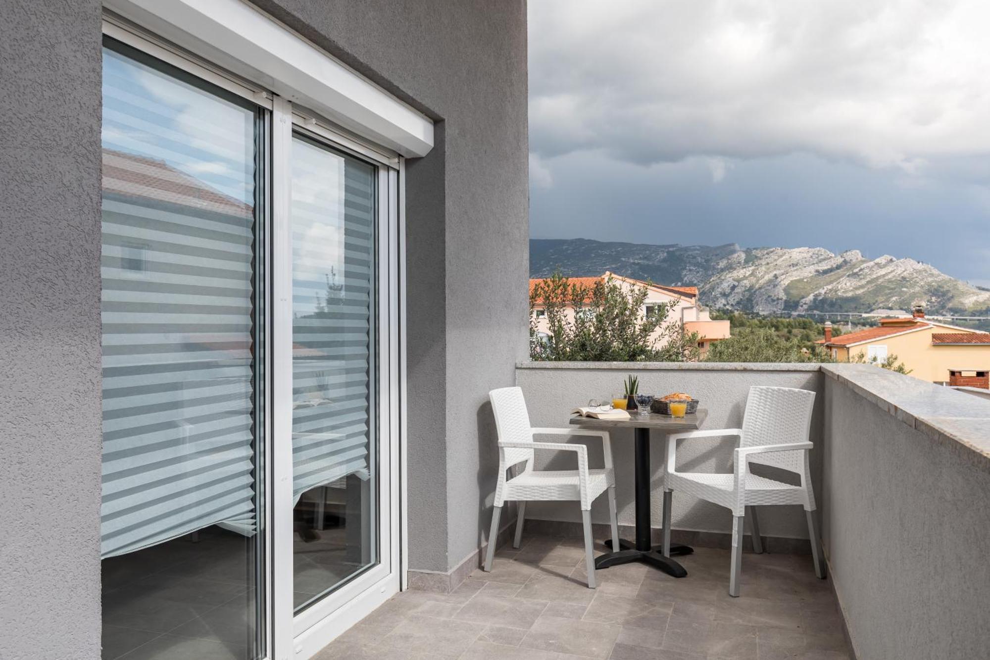 Apartments Villa Salona Sky Стая снимка