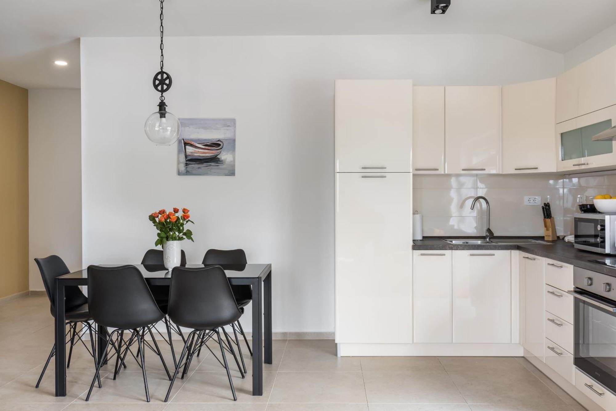 Apartments Villa Salona Sky Стая снимка