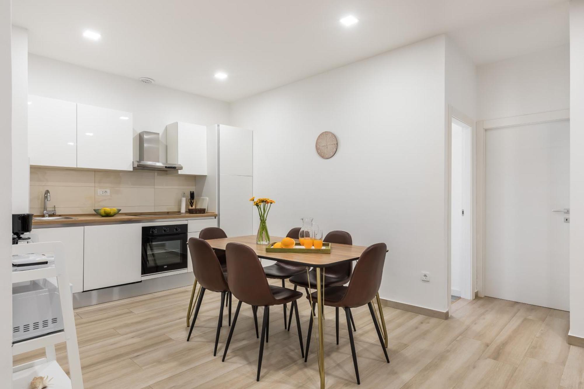 Apartments Villa Salona Sky Стая снимка